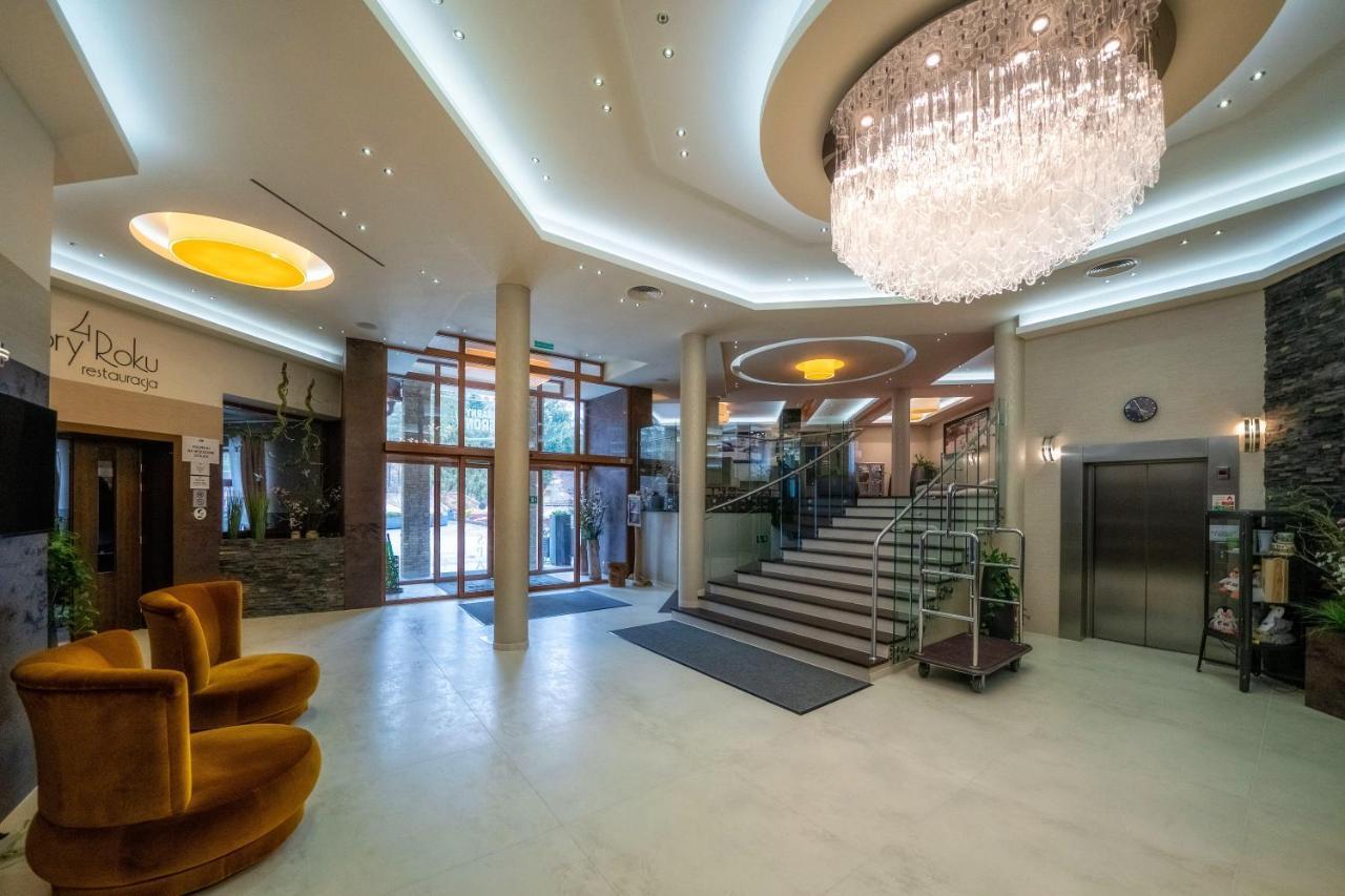 Hotel & Spa Czarny Gron Rzyki Eksteriør billede